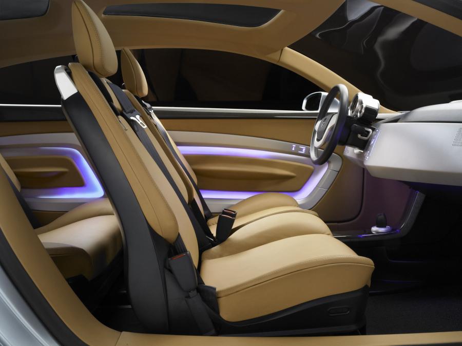  Volvo 3CC Concept 2004 года  (фото 22 из 48)